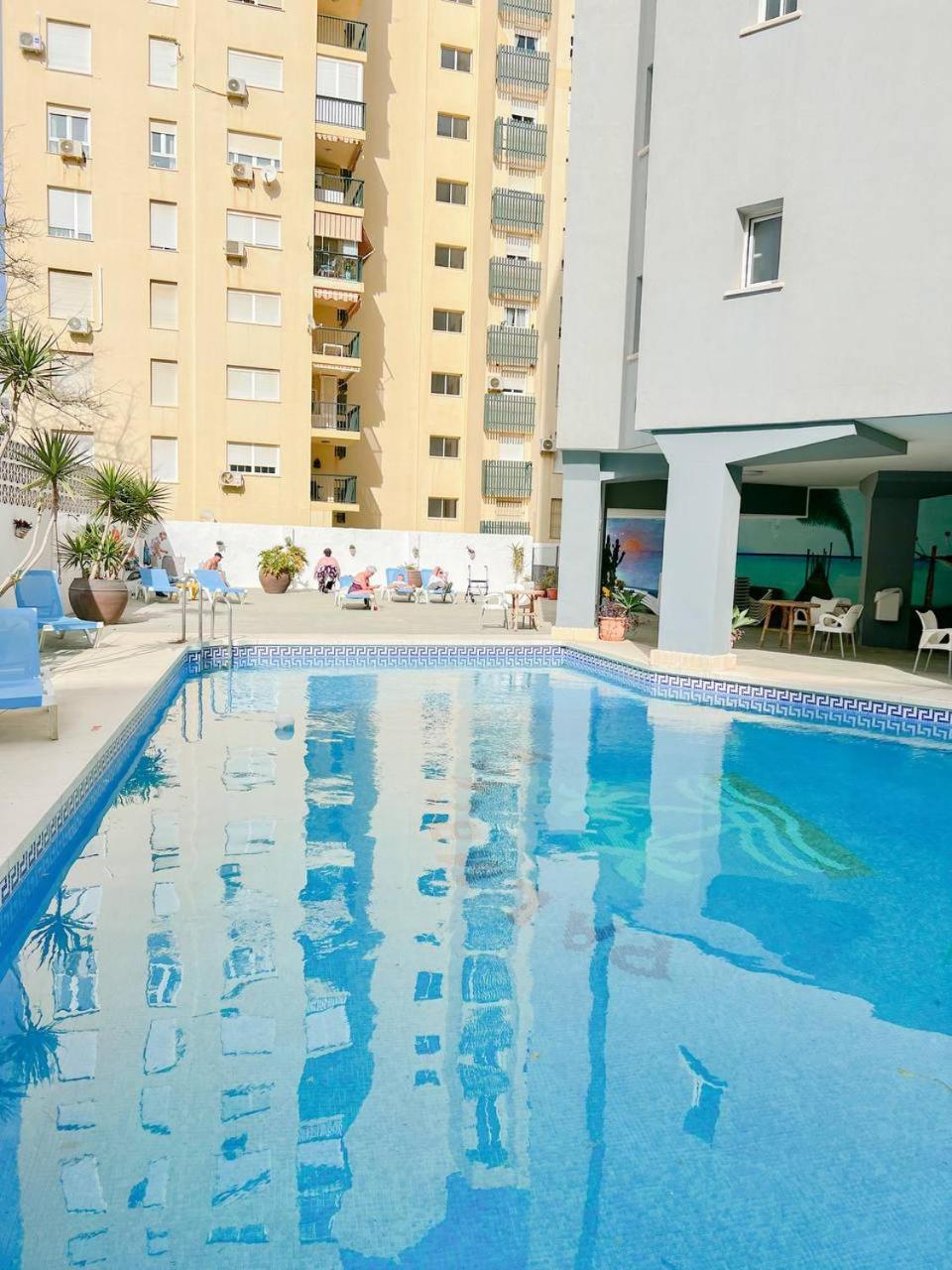 Palm Beach Aparment Sea Views Torremolinos Kültér fotó